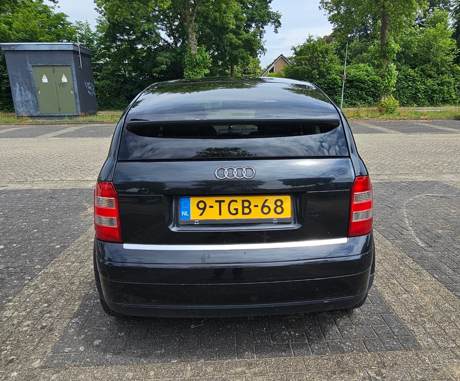 Audi A2 2001 Zwart, 1.4, APK tot mei 2027, Instapklaar, Auto's, 74 pk, 31 €/maand, 4 cilinders, 4 stoelen