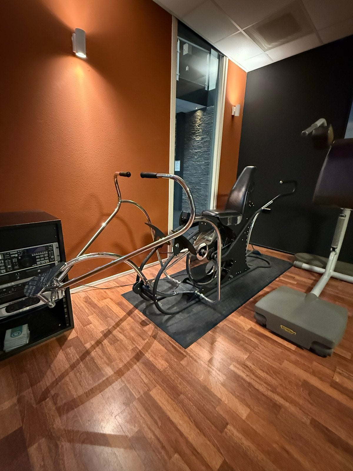 ROM machine. Step roei combi. Alle spiergroepen in 4 min, Ligfiets, Gebruikt, Armen, Ophalen of Verzenden
