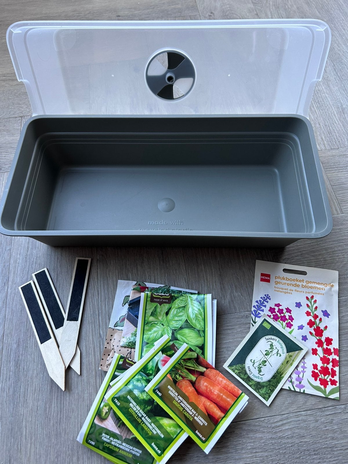 Kweekkast mini moestuin met veel zaadjes, Tuin en Terras, Kweekspullen, Ophalen of Verzenden, Zo goed als nieuw