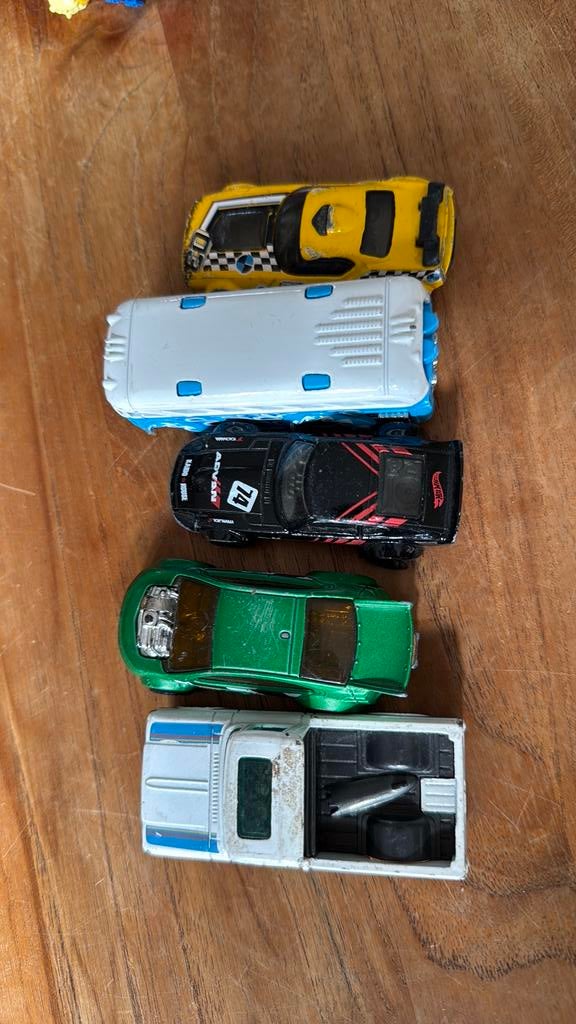 5 hotwheel auto’s, Ophalen of Verzenden, Gebruikt