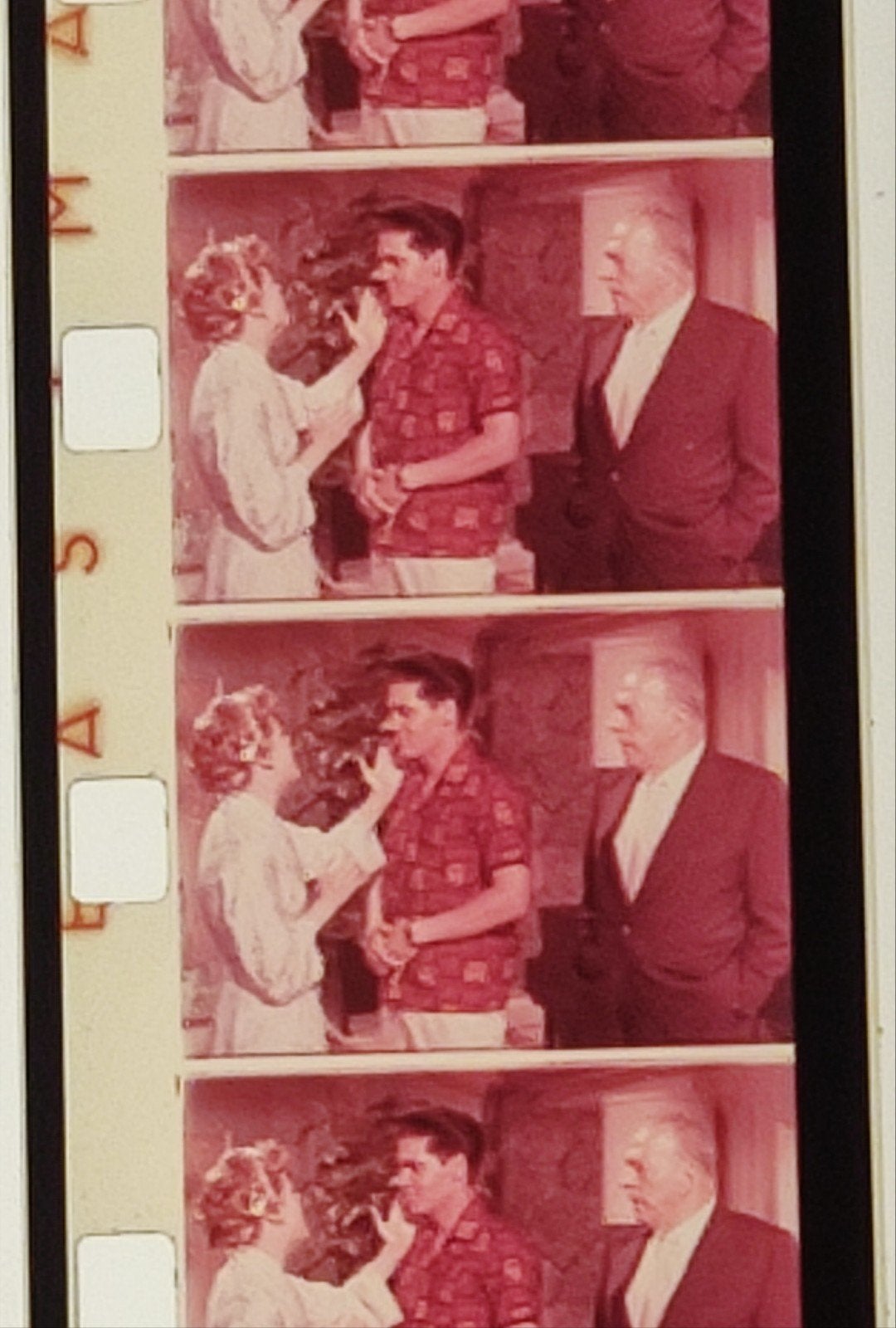 super 8 ELVIS BLUE HAWAII ( LOSSE DEEL), Ophalen of Verzenden
