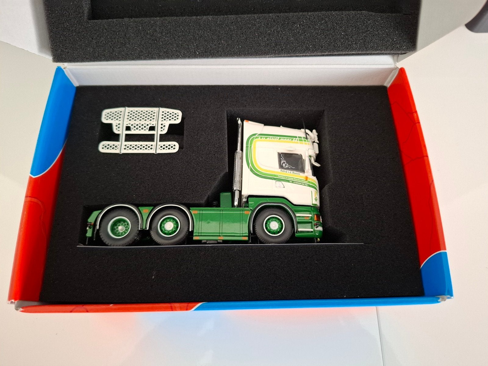 Tekno P. vd Hoeven, Hobby en Vrije tijd, Ophalen of Verzenden, Nieuw, Bus of Vrachtwagen, Tekno