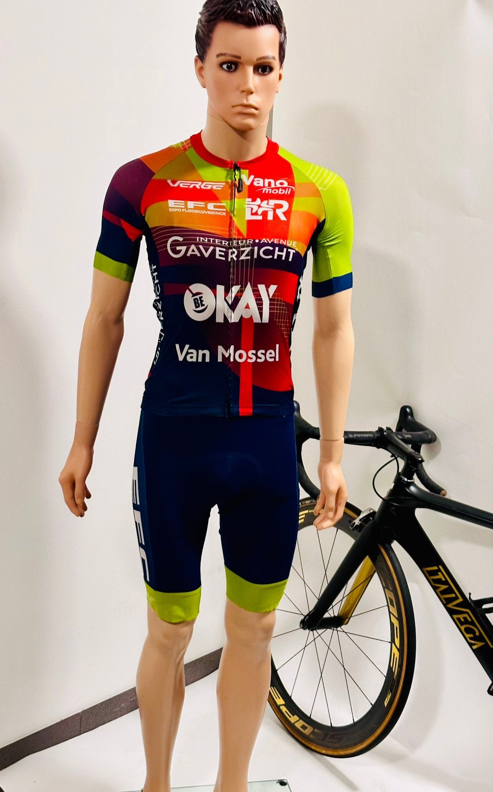Wielrenkleding wielrenbroek fietsbroek fiestshirt Verge S, S, Heren, Ophalen of Verzenden, Zo goed als nieuw