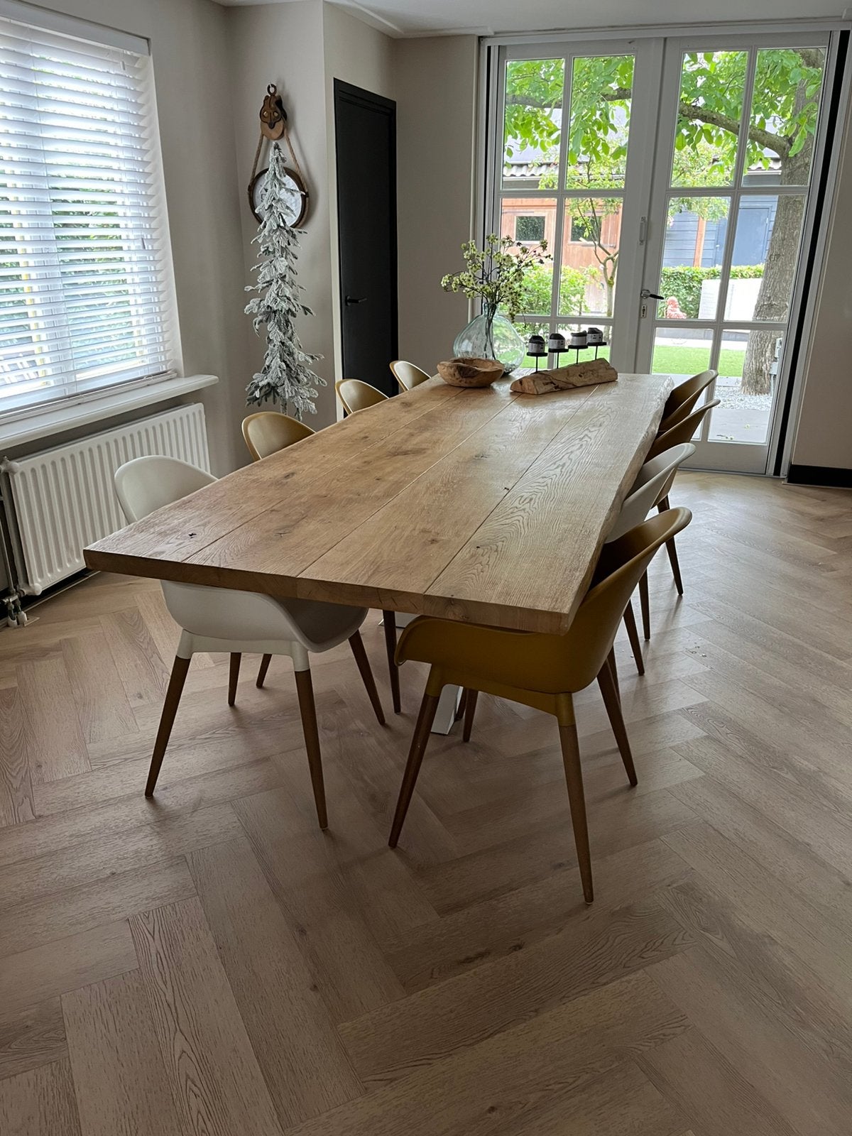 Grote eikenhout boomstam tafel, Huis en Inrichting, Complete eetkamers, Ophalen, Zo goed als nieuw