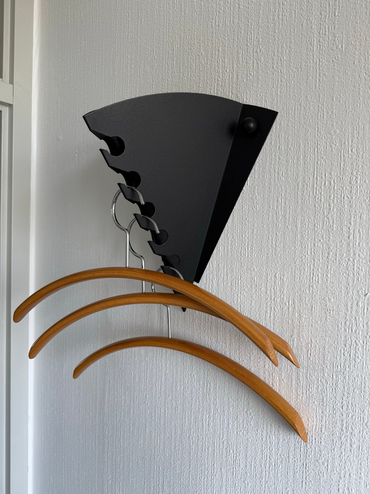 Zwarte metalen wandkapstok van Friso Kramer (Euroika), Zo goed als nieuw, Minder dan 100 cm, Metaal, Ophalen