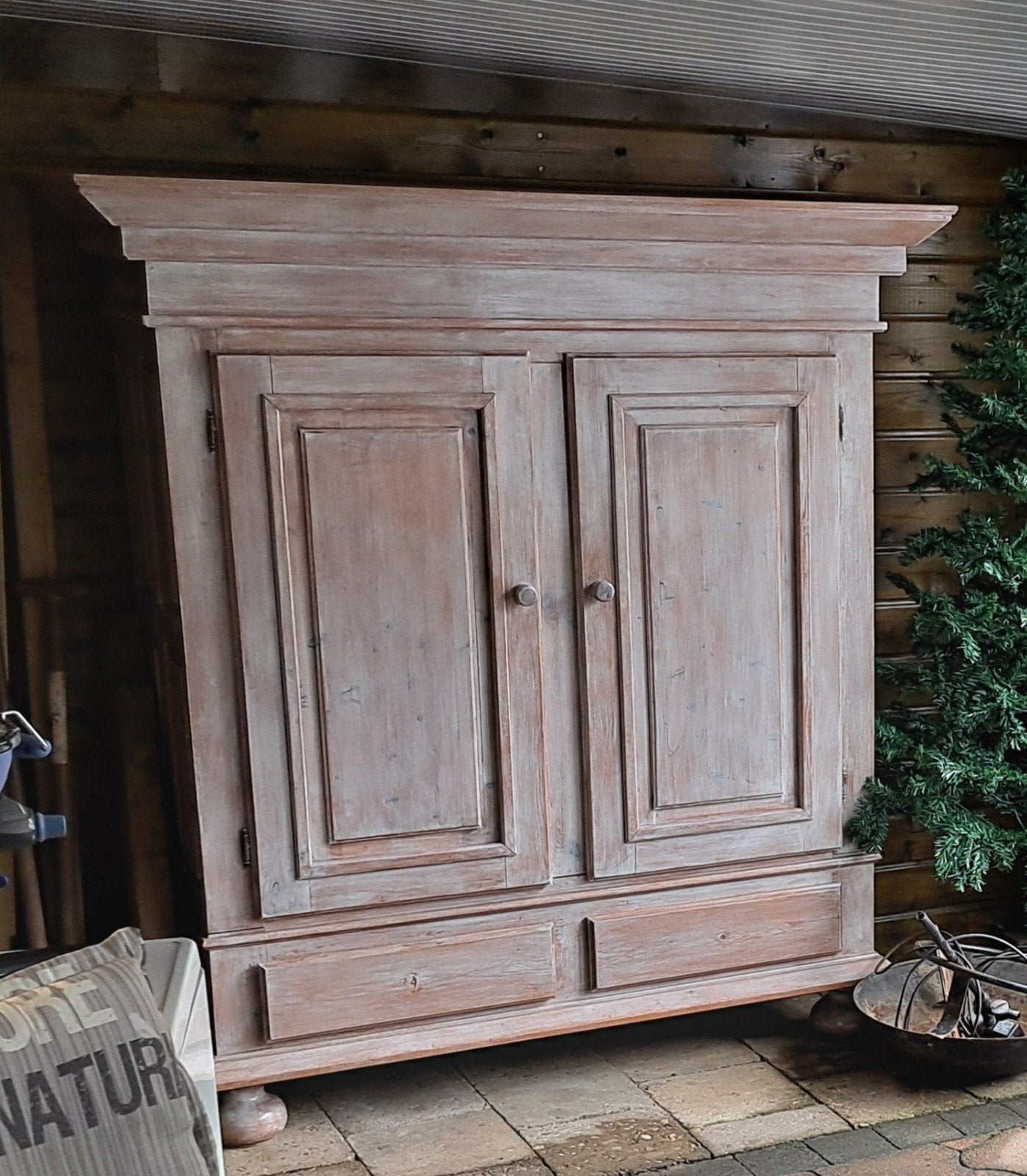 Te koop mooie kast, grenen hout, white wash kleur, Antiek en Kunst, Antiek | Meubels | Kasten, Ophalen