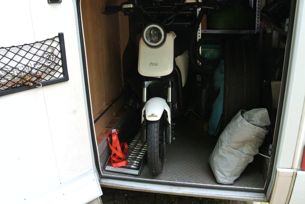 parkeerklem scooter in camper, Caravans en Kamperen, Ophalen, Zo goed als nieuw