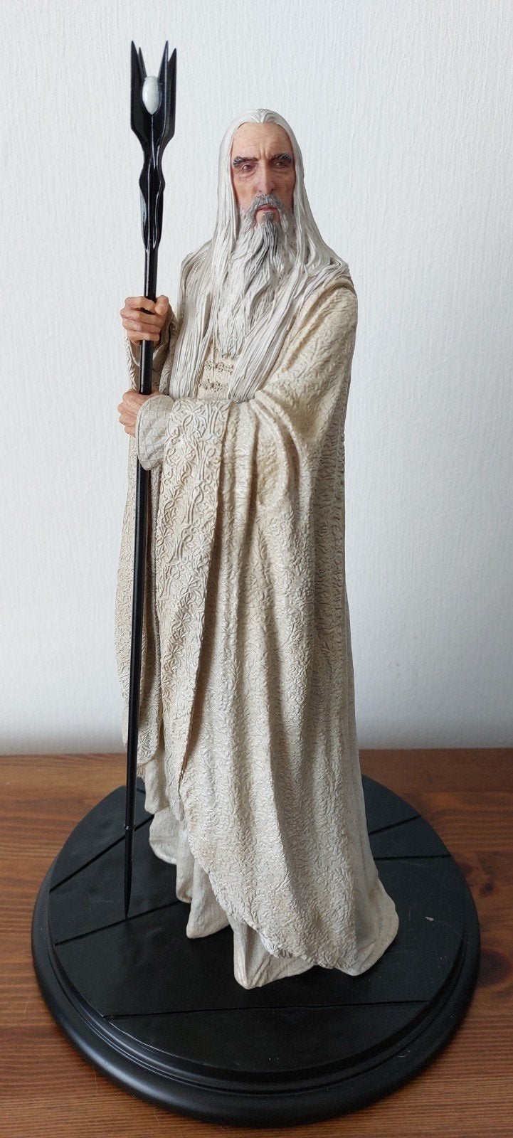 Saruman 1:6 beeld met artbox en shipper, Verzamelen, Ophalen of Verzenden, Zo goed als nieuw