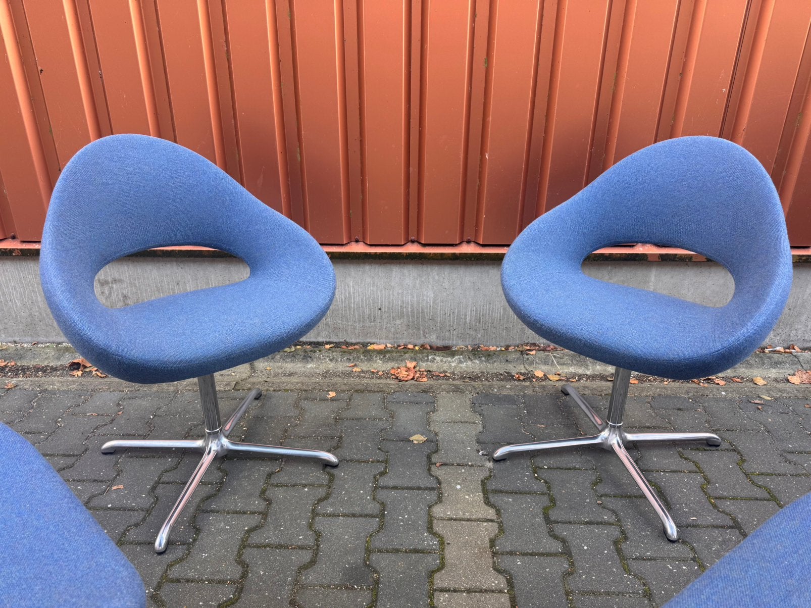 Artifort Shark stoel (nog 2x) blauw, Ophalen, Luxe design, Twee, Blauw