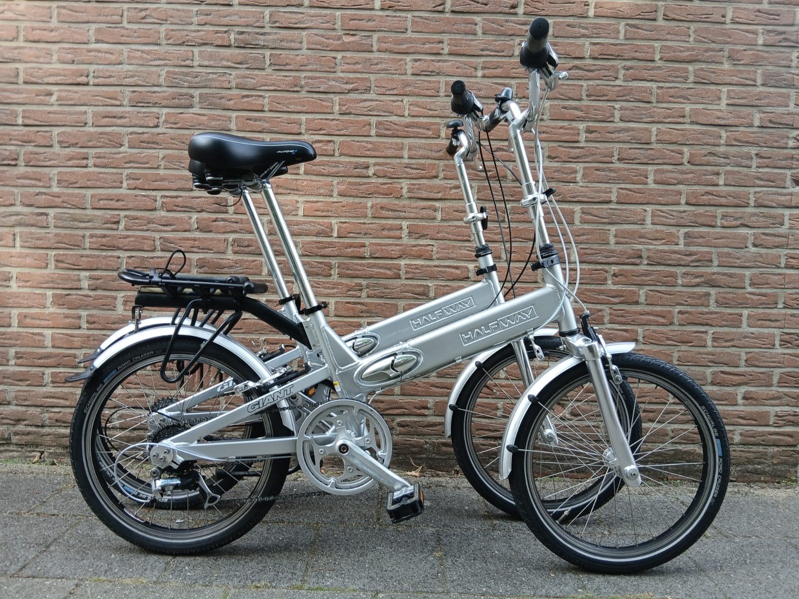 Z.G.A.N Setje Giant Halfway 7 versnellingen., Fietsen en Brommers, Fietsen | Vouwfietsen, Ophalen, Zo goed als nieuw, 20 inch of meer