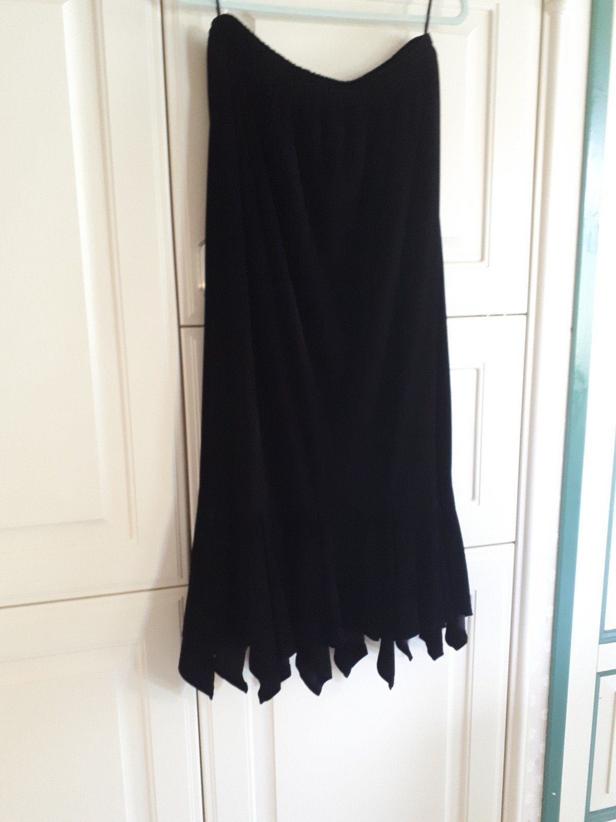 Bijzondere lange rok Edgar Vos maat l, Kleding | Dames, Rokken, Zwart, Maat 42/44 (L), Zo goed als nieuw, Onder de knie