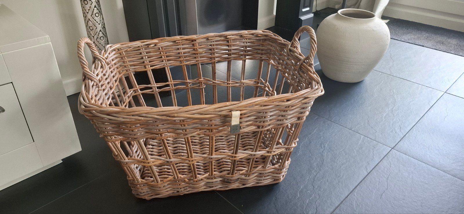 riviera maison mand, Huis en Inrichting, Woonaccessoires | Schalen en Manden, Ophalen, Mand, Rond, Zo goed als nieuw