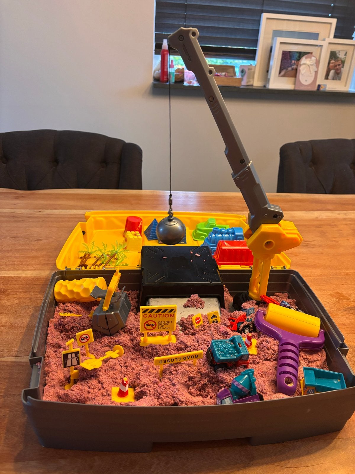 Kinetic Sand bouwplaats speelset met kraan, Ophalen of Verzenden, Gebruikt, Jongen of Meisje