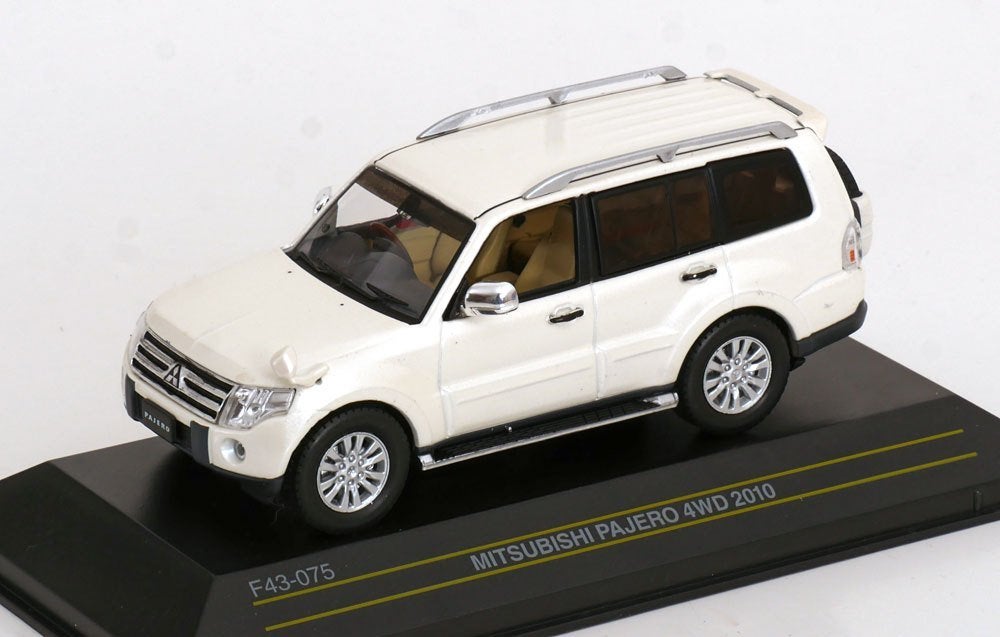 Mitsubishi Pajero 4WD 2010 Wit Metallic 1-43 First43 Models, Hobby en Vrije tijd, Overige merken, Tschuiten@hotmail.com, Duitsland