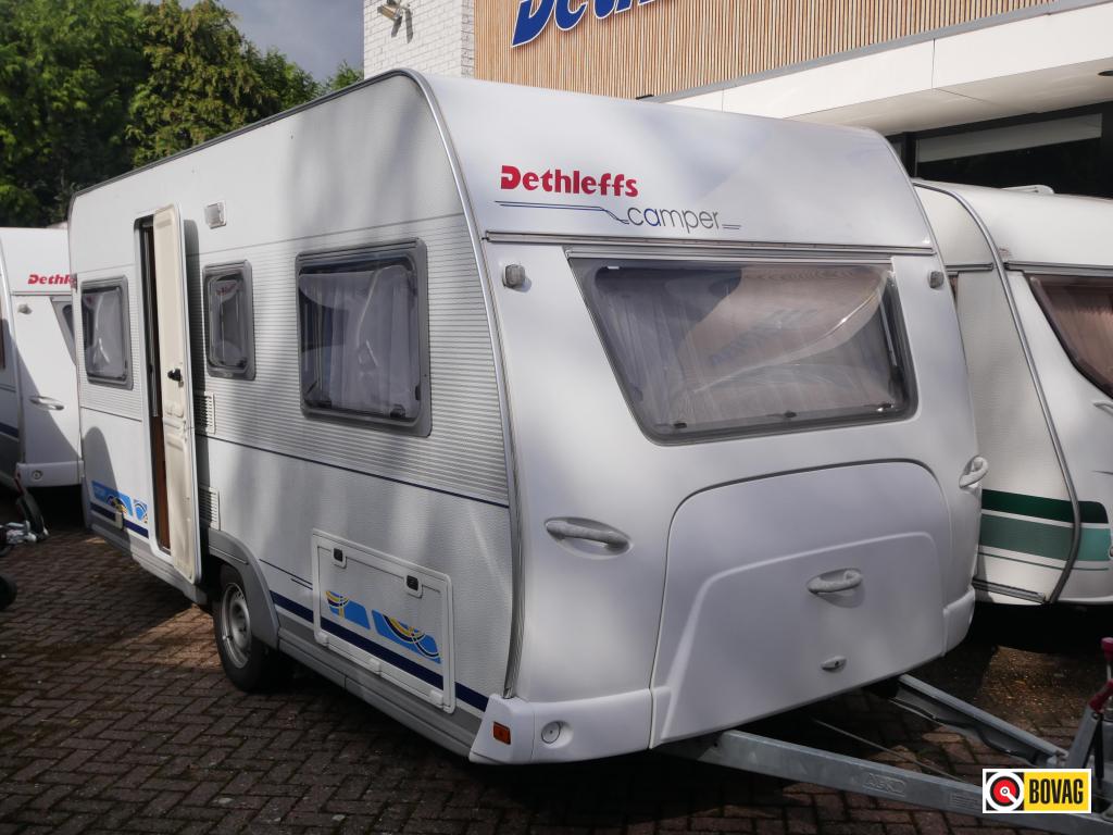 Dethleffs Camper 460 DB Incl. mover en luifel, Caravans en Kamperen, Caravans, Rondzit, Bedrijf, 750 - 1000 kg, Dethleffs