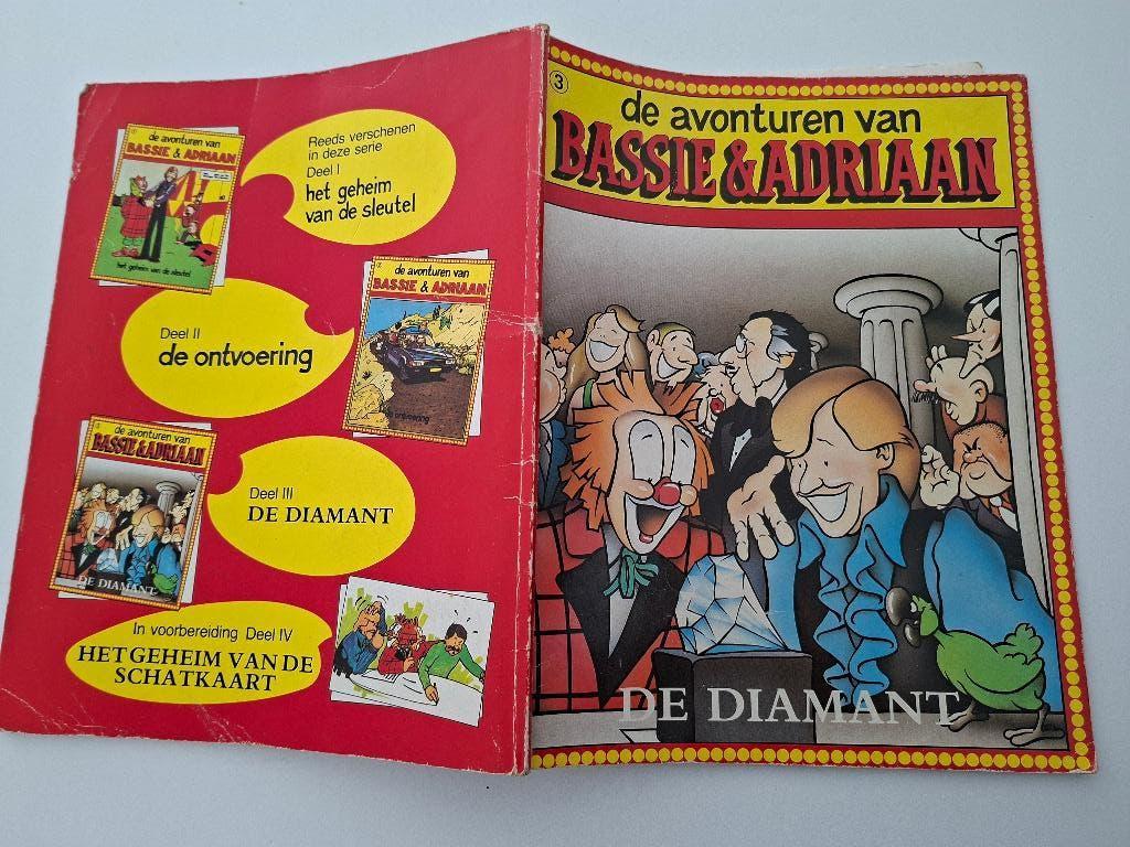 bassie en adriaan, Boeken, Stripboeken, Zo goed als nieuw, Eén stripboek, Verzenden