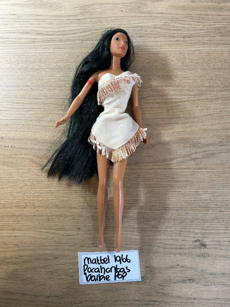 Mattel 1966 Disney Pocahontas Pop, Verzamelen, Ophalen of Verzenden, Overige figuren, Zo goed als nieuw, Beeldje of Figuurtje