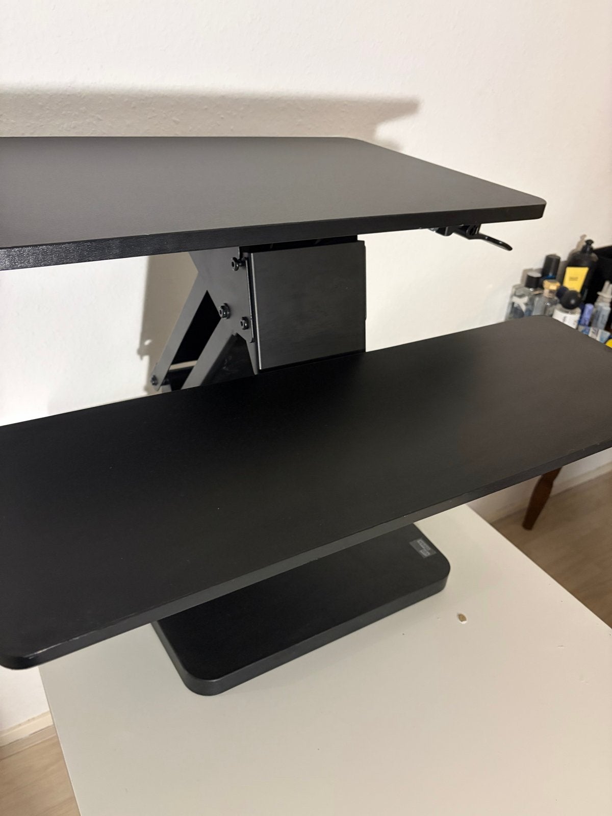 UPDESK monitor verhoging - in hoogte verstelbaar, Ophalen of Verzenden, Gebruikt