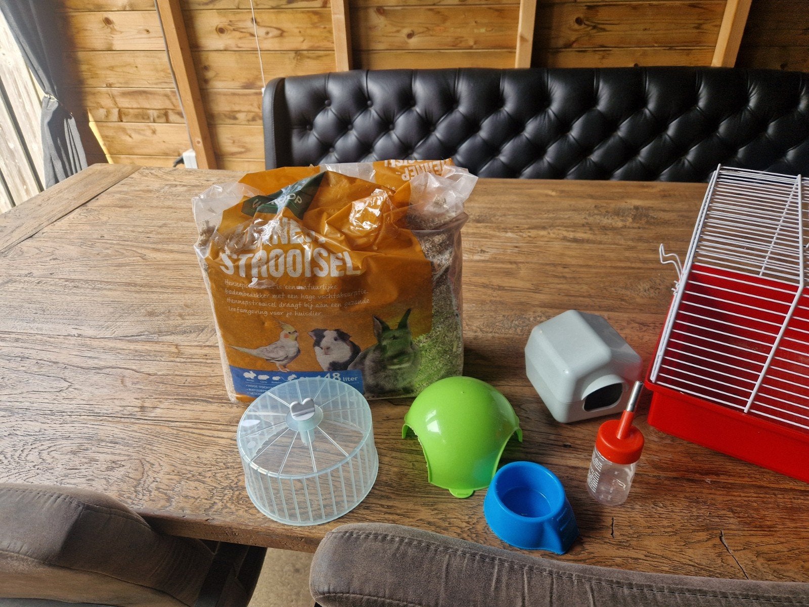 te koop hamsterkooi met ateibuten, Ophalen, Zo goed als nieuw