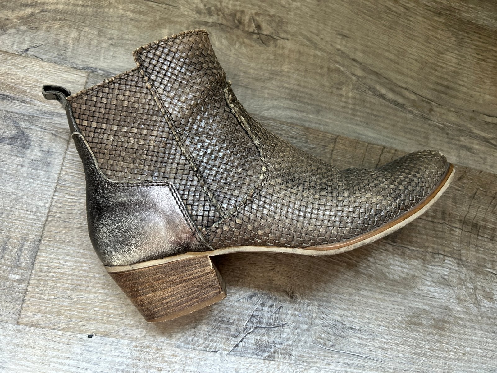 Maripe enkellaarsjes grijs maat 39, Kleding | Dames, Schoenen, Ophalen of Verzenden, Zo goed als nieuw, Grijs