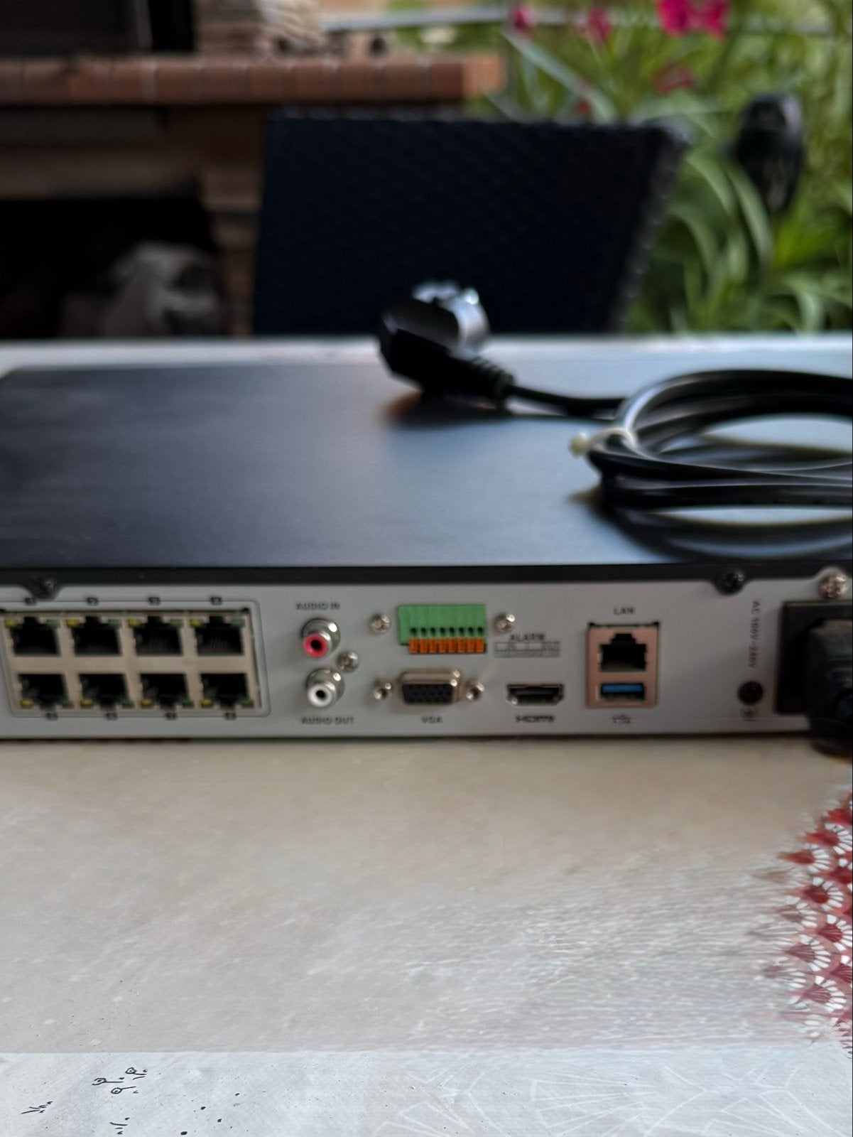 Hikvision DS-7608NI-K2/8P Netwerk Video Recorder NVR, Ophalen, Gebruikt