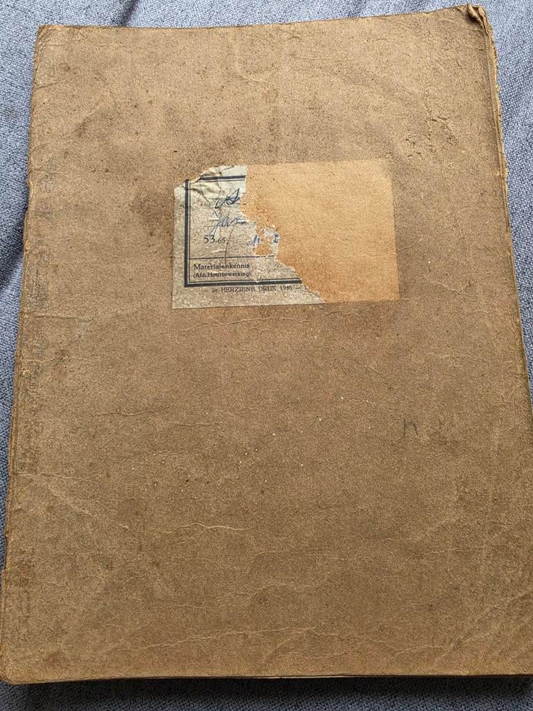 Handleiding Houtbewerking Materialenkennis 1946, Ophalen of Verzenden