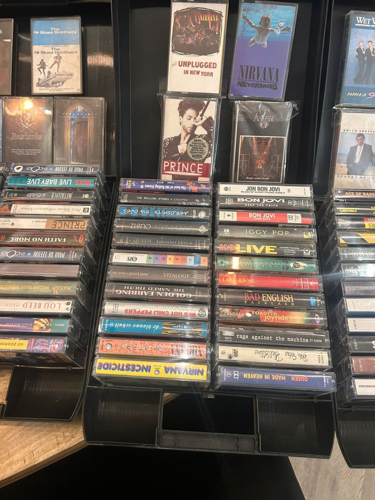 Foto 10 van GEZOCHT: LP’s en cassettebandjes (Zuid-Limburg)