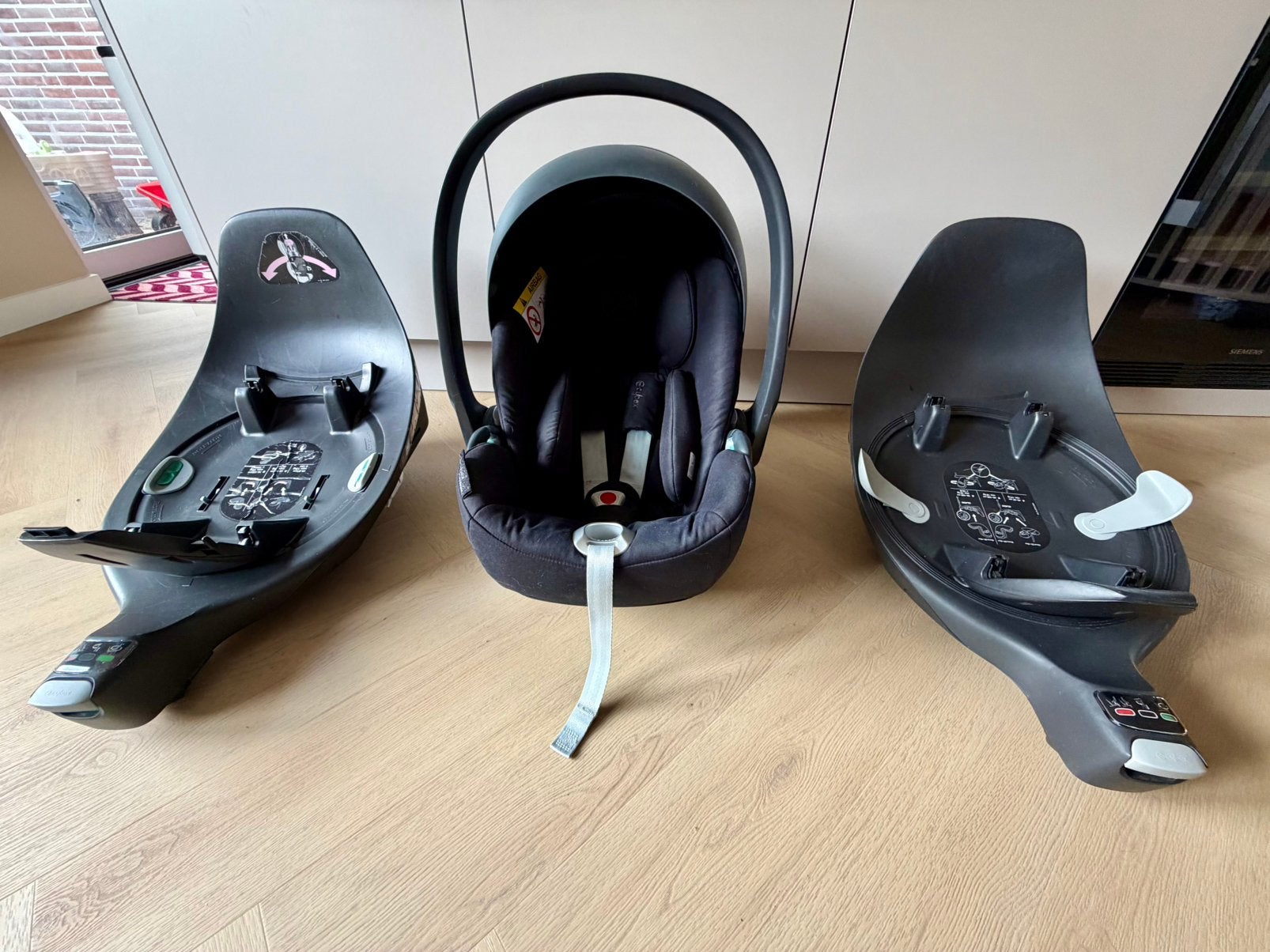 Cybex Cloud Z2 autostoel en twee keer base, Kinderen en Baby's, Autostoeltjes, Gebruikt, Zijbescherming, Isofix, 0 t/m 13 kg