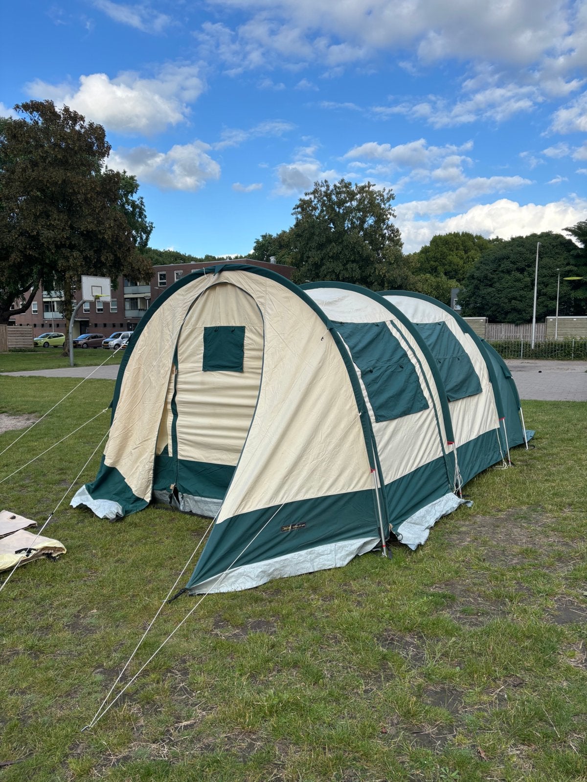 Familietent Obelink Monaco 4 groen-beige, Caravans en Kamperen, Ophalen, Gebruikt