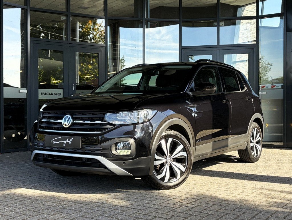 Volkswagen T-CROSS 1.0 TSI LIFE 115PK NAVI - AD. CRUISE - TR, Auto's, T-Cross, Gebruikt, 116 pk, Zwart