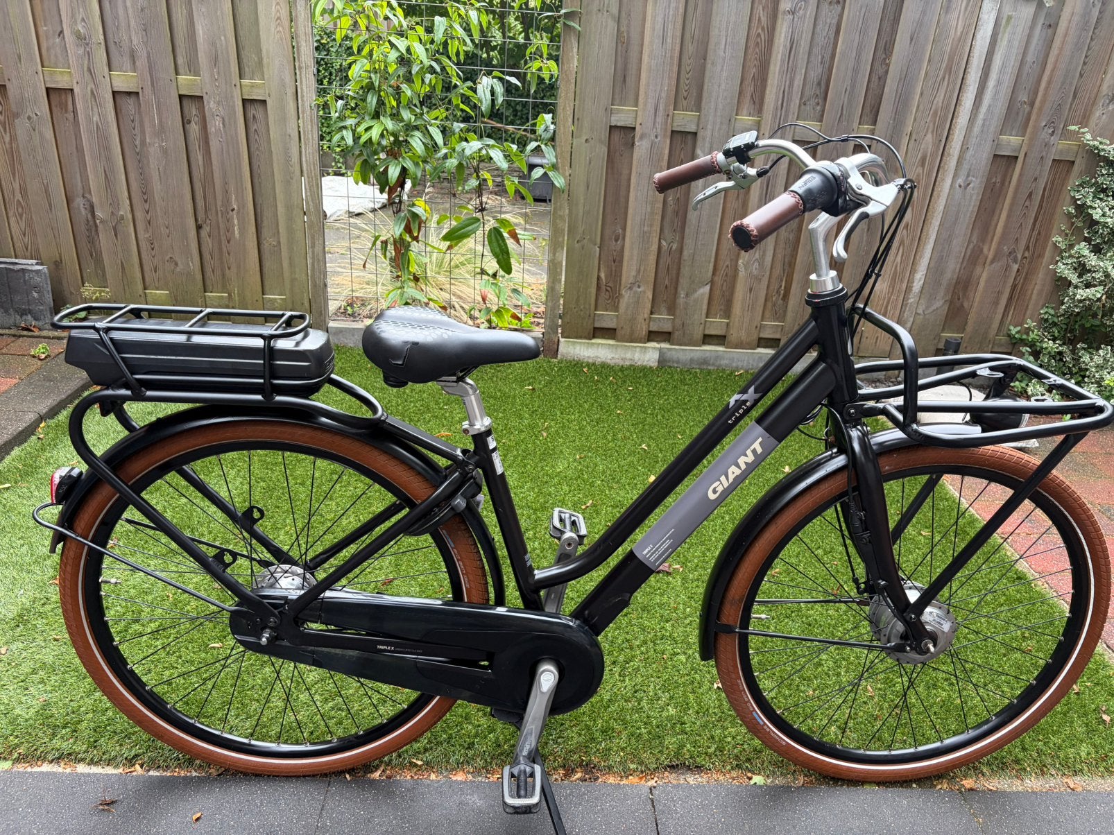 Te koop elektrische transportfiets giant, Fietsen en Brommers, Ophalen, Zo goed als nieuw, 50 km per accu of meer, Giant