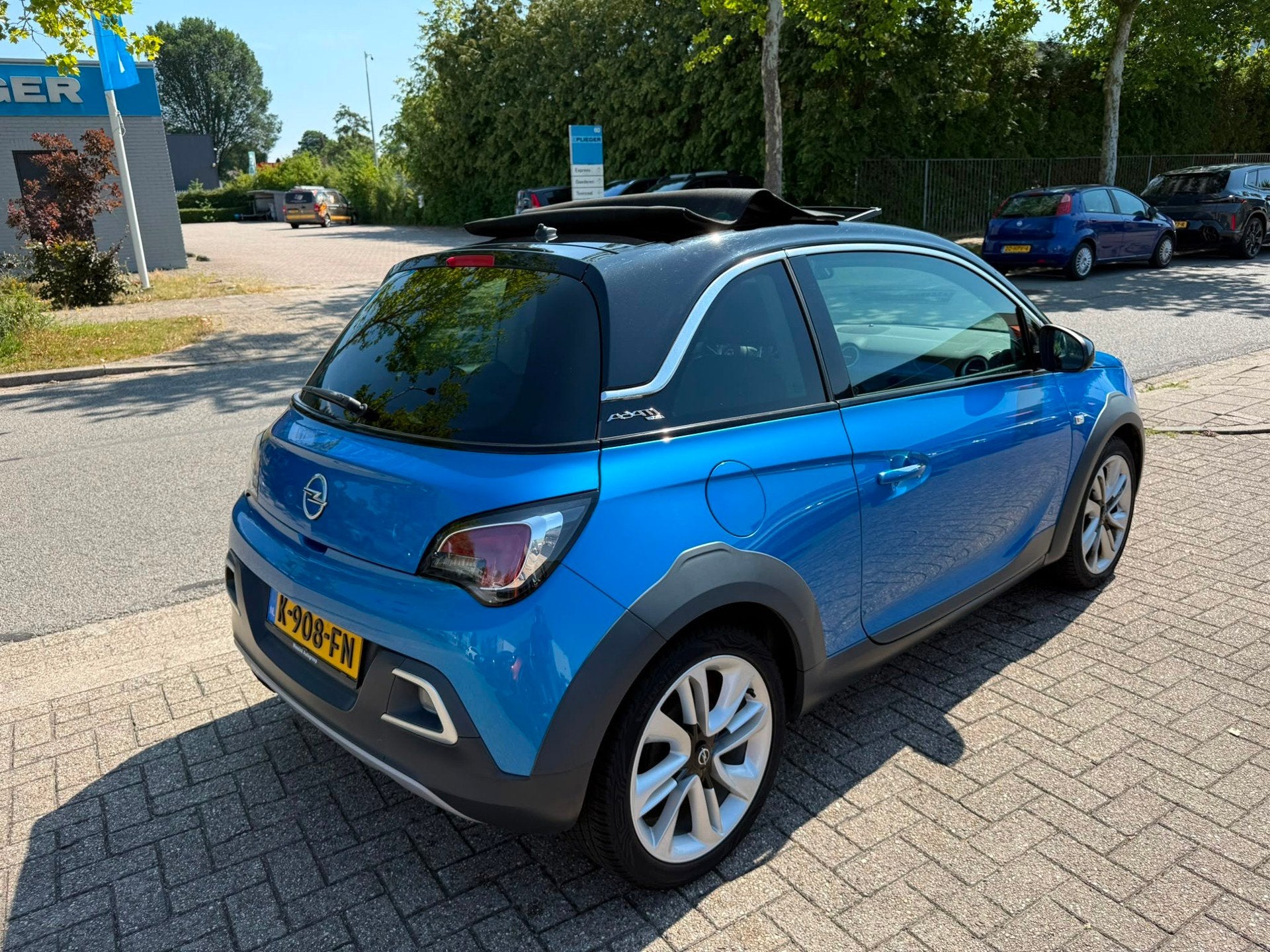Opel ADAM 1.0 Turbo Rocks, Cabrio, Airco, Stoel/stuur verwar, Voorwielaandrijving, ADAM, Euro 6, 1041 kg