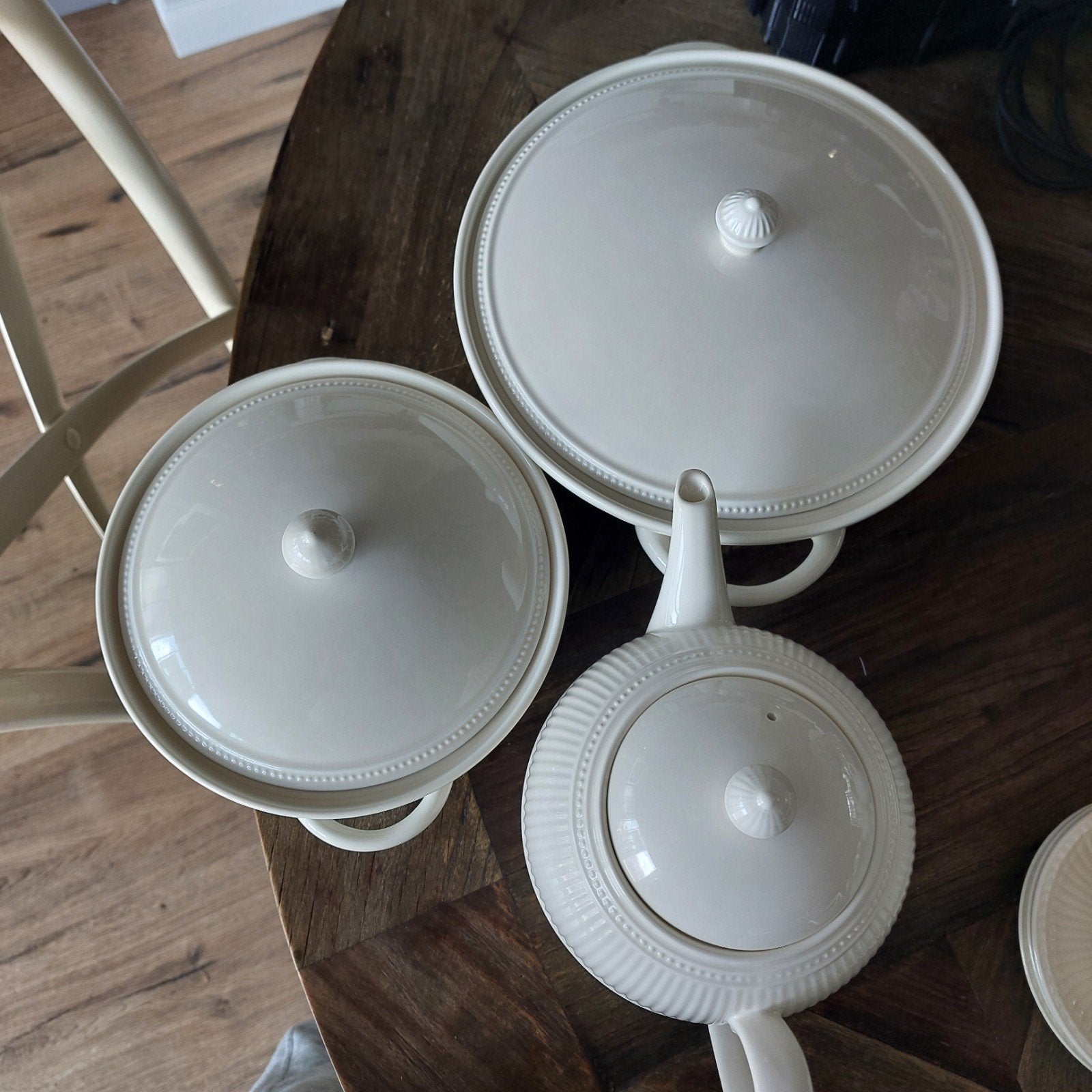 Wedgwood Windsor servies: theepot en schalen, Huis en Inrichting, Ophalen, Gebruikt, Keramiek, Wedgwood