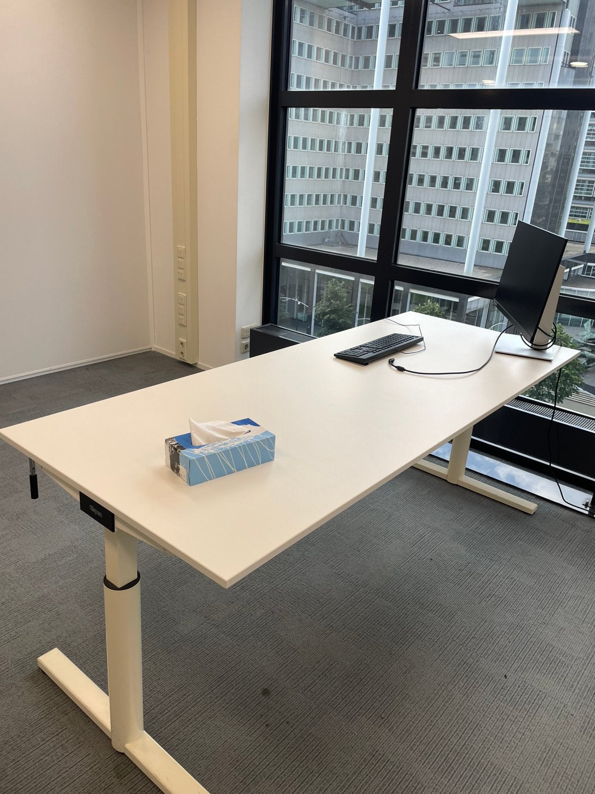 2 IKEA bureaus, Ophalen of Verzenden, Zo goed als nieuw, Overige merken