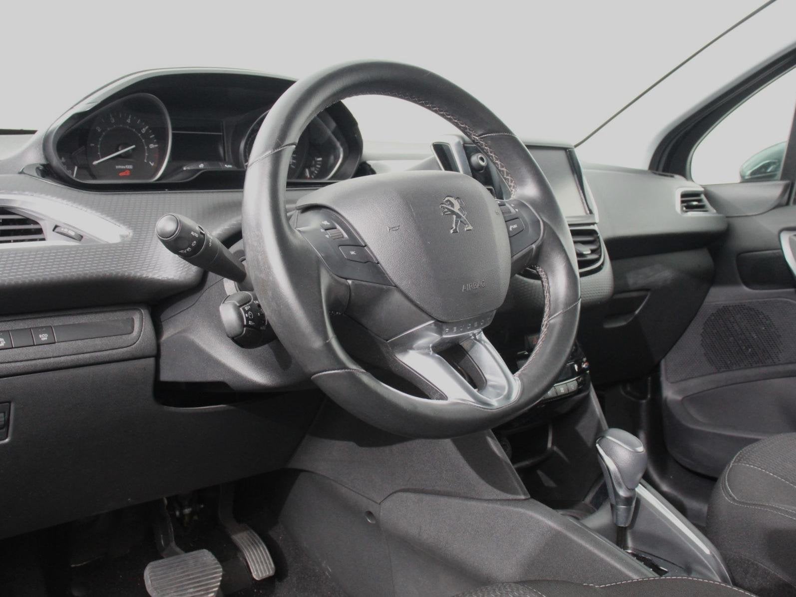 Peugeot 208 1.2 PureTech 110pk Automaat Allure Cruise contro, Stof, Gebruikt, Euro 6, 1199 cc