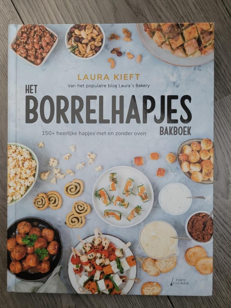 Het Borrelhapjes Bakboek - Laura Kieft (Laura's Bakery), Overige typen, Ophalen of Verzenden, Zo goed als nieuw, Laura Kieft
