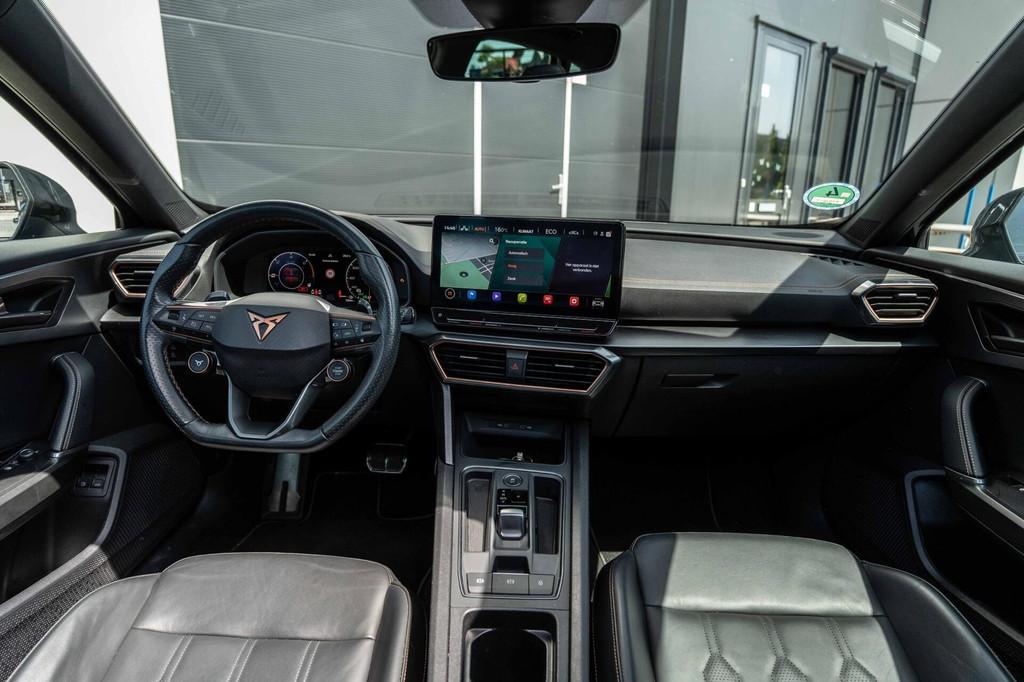 CUPRA Formentor 1.4 e-Hybrid VZ Performance Memory|Pano|VOL!, 4 cilinders, Formentor, Automatische klimaatregeling, Hybride Elektrisch/Benzine