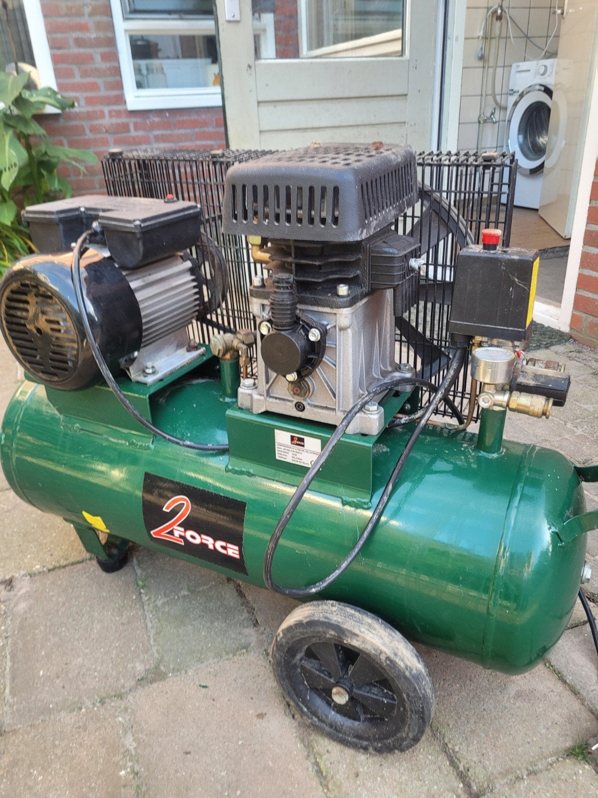 2Force Compressor 2C 2,75M-50L Olie - Gebruikt, Ophalen, Gebruikt, 6 tot 10 bar, 25 tot 100 liter