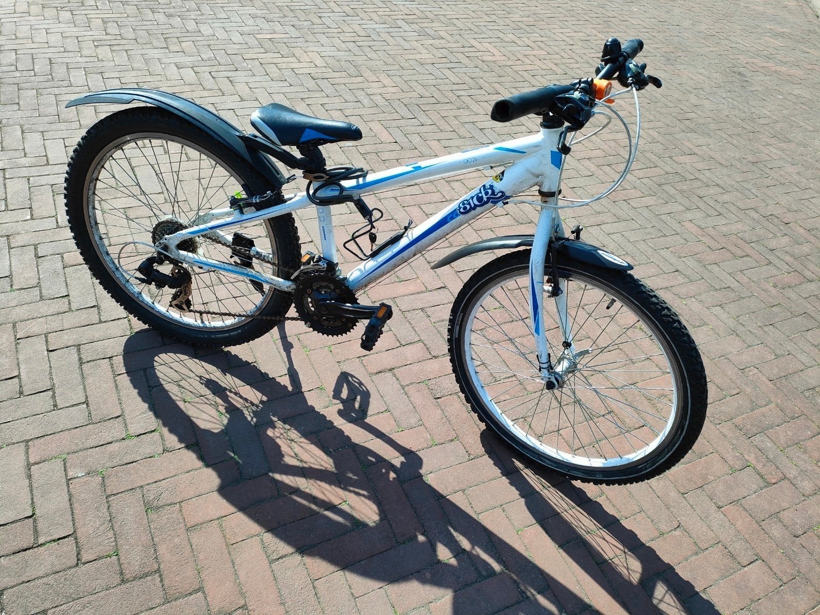 Meisjes fiets 24 speed en ATB, Fietsen en Brommers, Fietsen | Meisjes, 24 inch, Versnellingen, Ophalen of Verzenden, Zo goed als nieuw