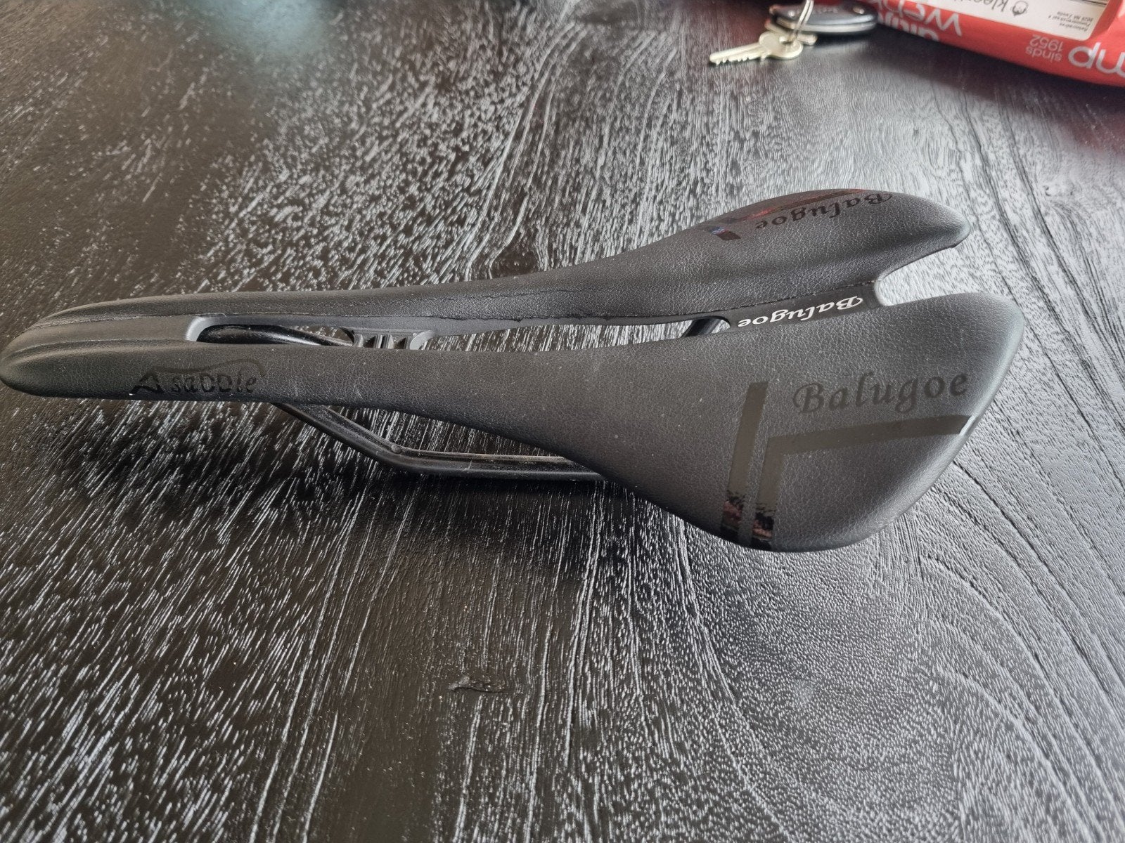 zadel racefiets, Fietsen en Brommers, Ophalen of Verzenden