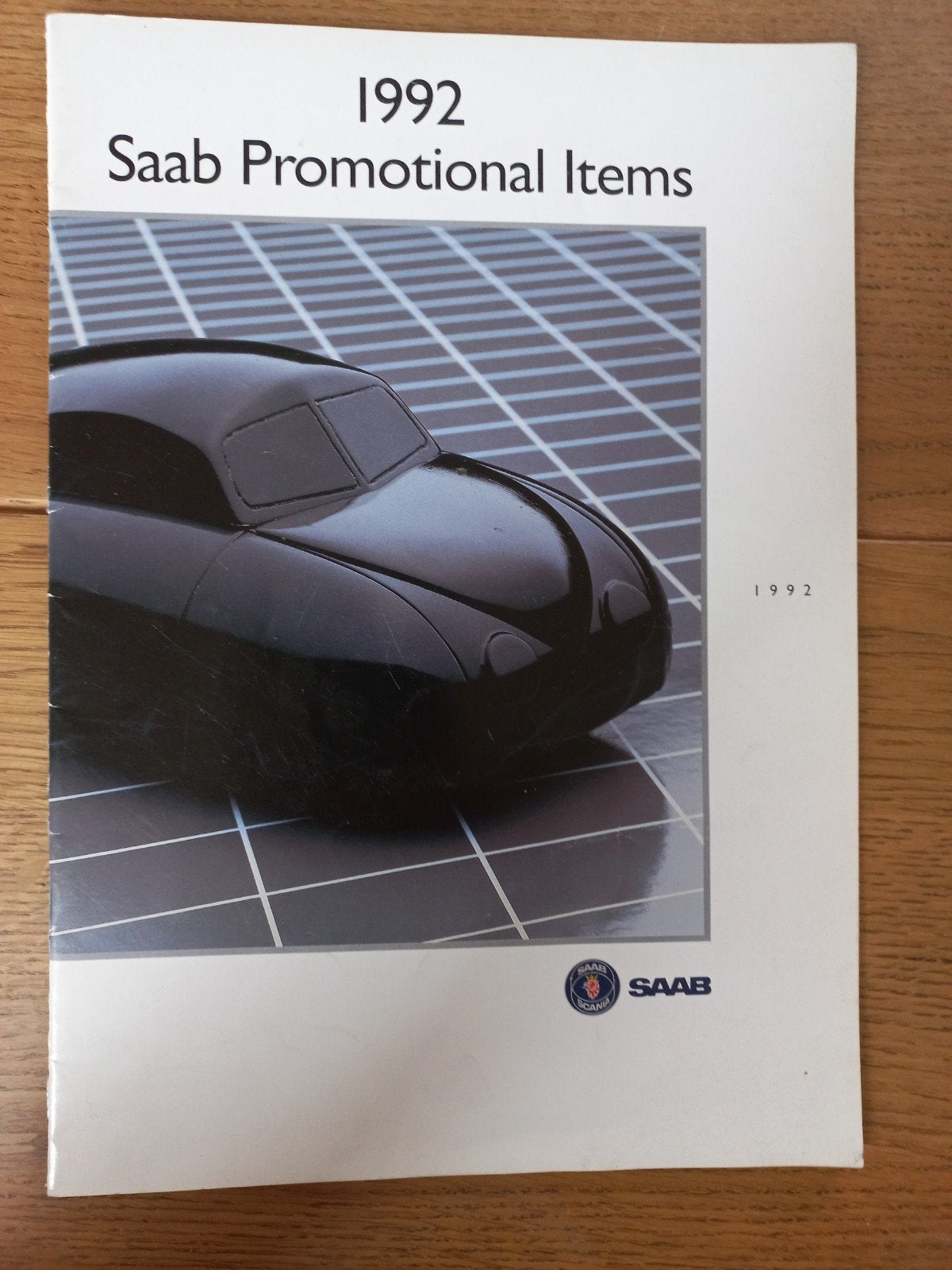 SAAB PROMOTIONAL ITEMS. 1992., Boeken, Ophalen of Verzenden, Zo goed als nieuw, Overige merken