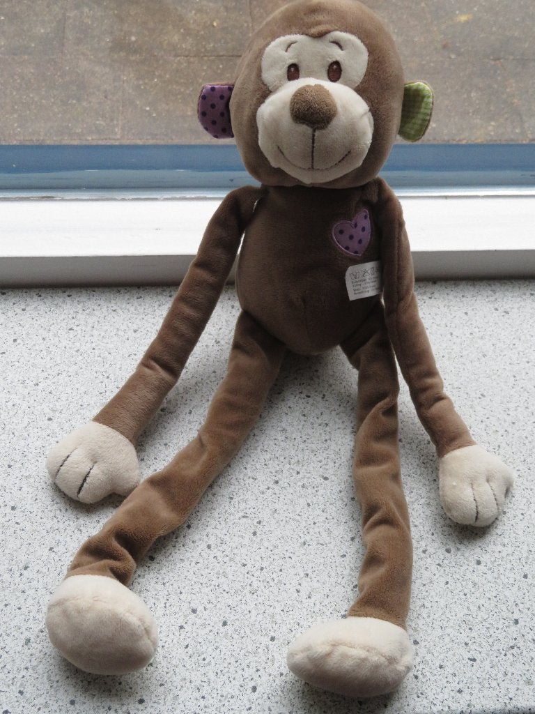 Aap Slungelaap merk Evora van Kruidvat meet ca 45 cm, Kinderen en Baby's, Ophalen of Verzenden, Zo goed als nieuw, Wasbaar, Middelgroot (20 tot 80 cm)