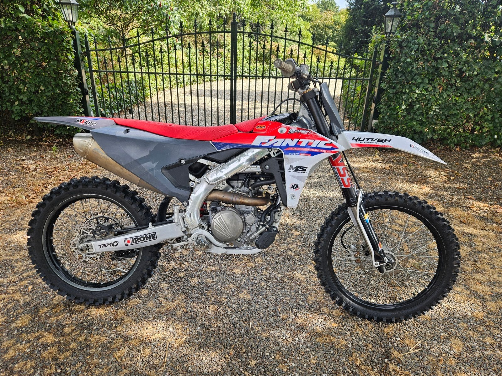 yamaha yzf 250 4takt 2025 fantic xxf nieuwstaat!! 42 uur, 250 cc, Particulier, Crossmotor, 1 cilinder
