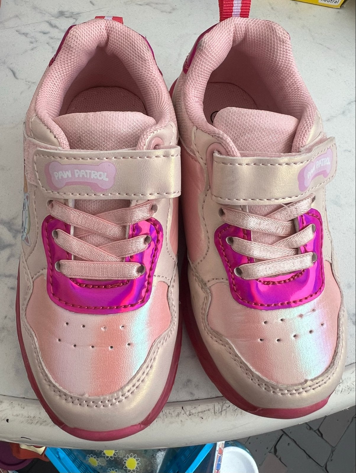 Paw Patrol Sneakers Maat 25 - Zo goed als nieuw, Kinderen en Baby's, Ophalen of Verzenden, Zo goed als nieuw, Meisje, Sportschoenen