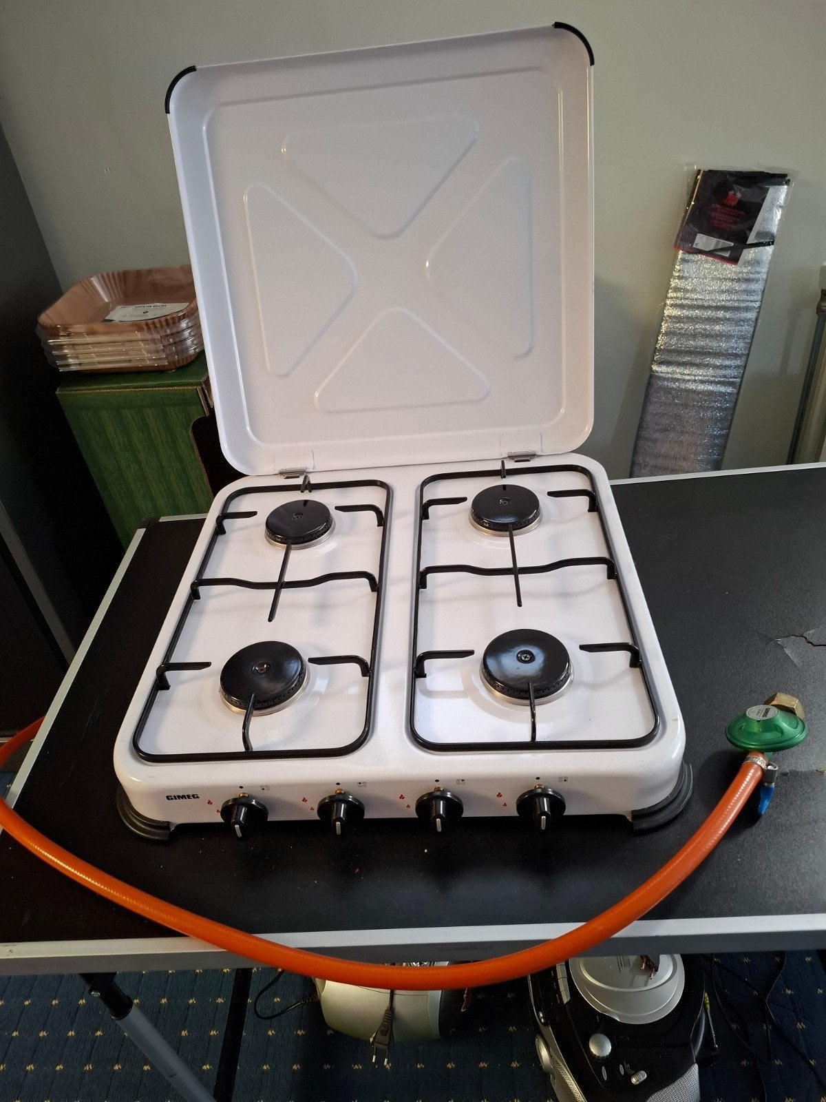 CIMEG 4-pits gasstel met deksel - Ideaal voor camping, Witgoed en Apparatuur, Fornuizen, Zo goed als nieuw, Vrijstaand, Gas, 4 kookzones