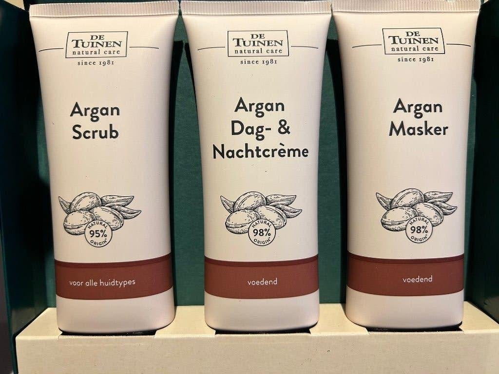 Holland & Barret pakket scrub , crème masker *~~nieuw~~*, Verzenden, Nieuw, Gehele gezicht, Verzorging