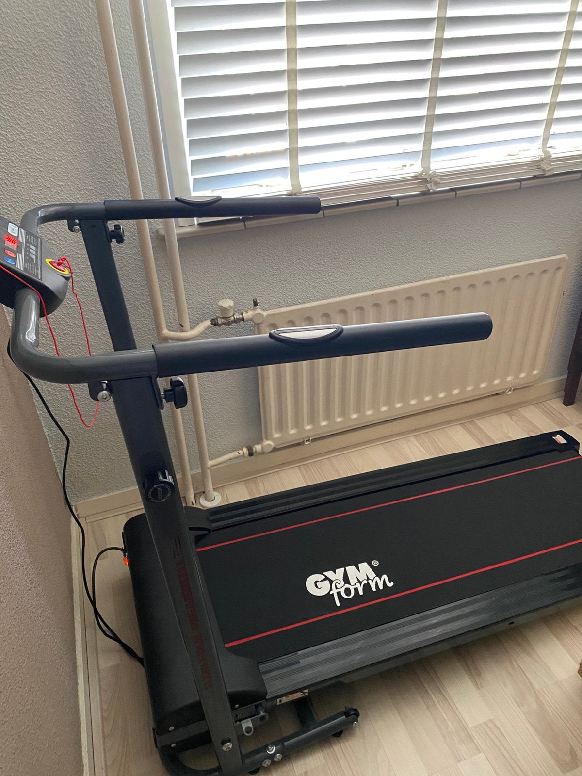 Gymform Slim Fold Treadmill Pro - Opvouwbare Loopband, Ophalen, Zo goed als nieuw, Loopband