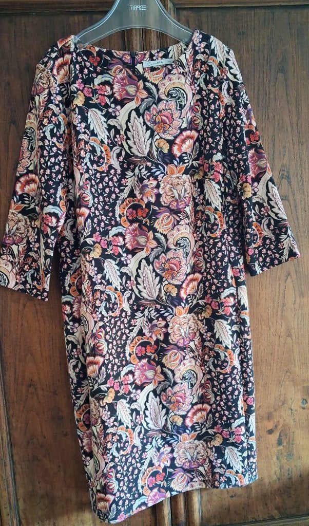 Cadadía dames jurk - maat 44 - zwart met bloemen zgan, Kleding | Dames, Jurken, Overige kleuren, Cadadía, Maat 42/44 (L), Ophalen of Verzenden