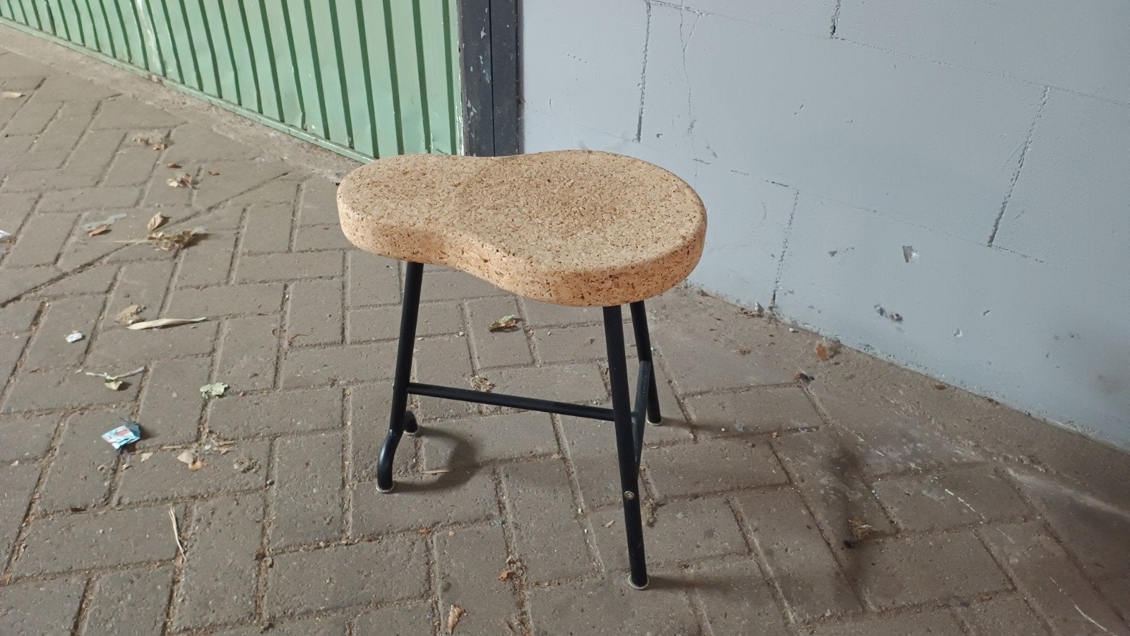 Kruk met kurken zitvlak - 42x47cm, Ophalen, Gebruikt, Overige materialen
