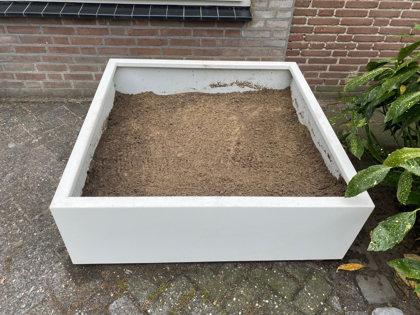 Prachtige aluminium zandbak op wieltjes, afsluitbaar, Ophalen, Zo goed als nieuw